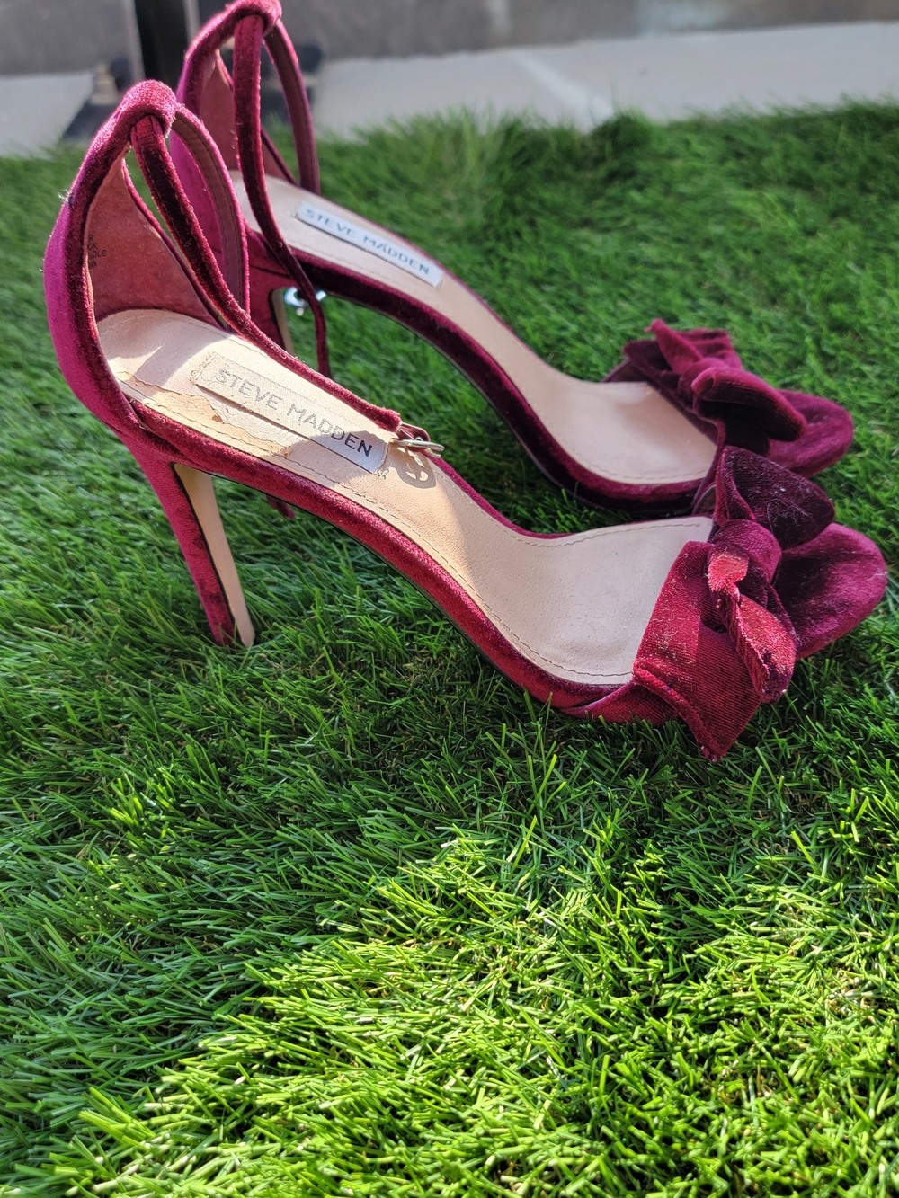 Steve Madden Burgundy Velvet Bow Slingback Heels